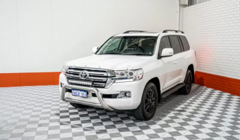 Toyota Land Cruiser Prado FJ150 2016 full