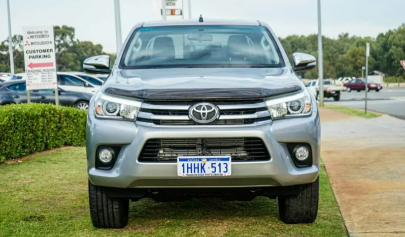 Toyota Hilux 2016 full