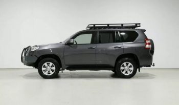 Toyota Land Cruiser FJ100 2010 full