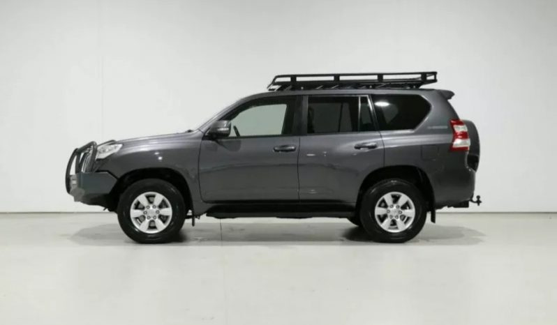 Toyota Land Cruiser FJ100 2010 full