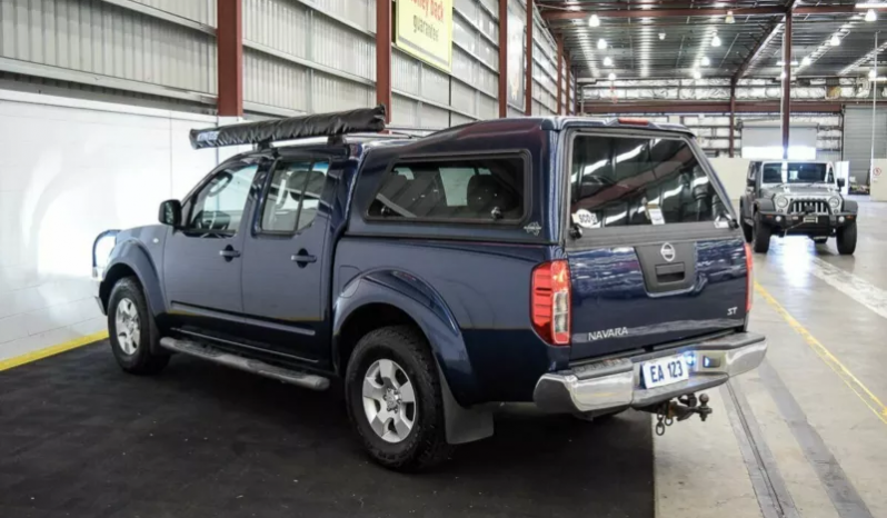 Nissan Navara 2010 full