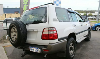 Toyota Land Cruiser FJ100 2004 full