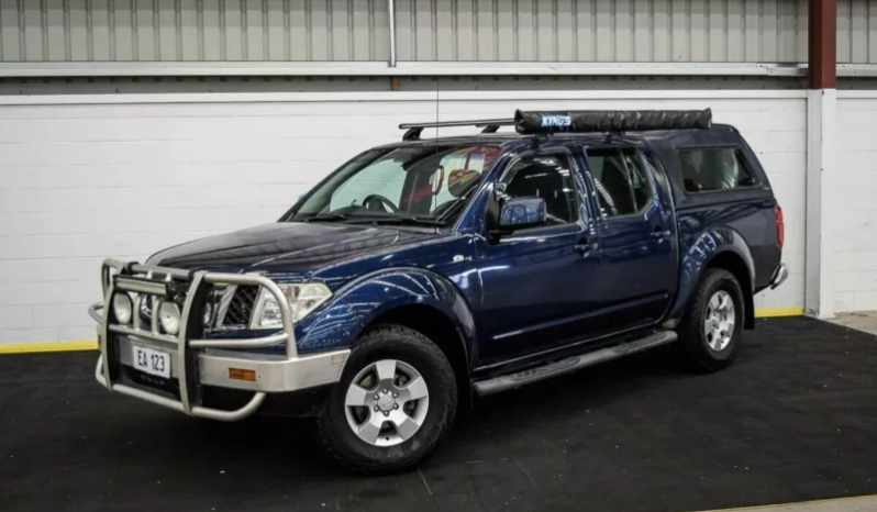 Nissan Navara 2010 full