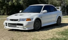 Mitsubishi Lancer 2000
