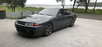 Nissan Skyline 1990 full