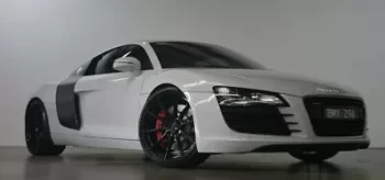 Audi R8 2010 full