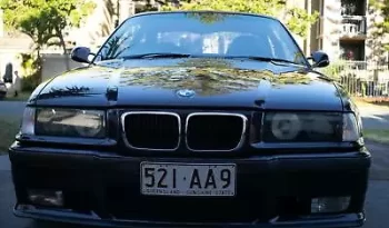 BMW 3-Series, M3 1993 full