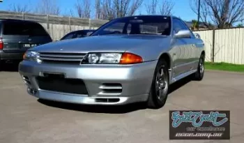 Nissan GT-R 1990 full