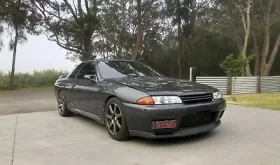 Nissan Skyline 1990